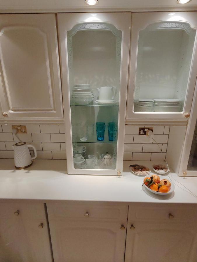 Magnolia Palazzo Apartment Лондон Екстериор снимка
